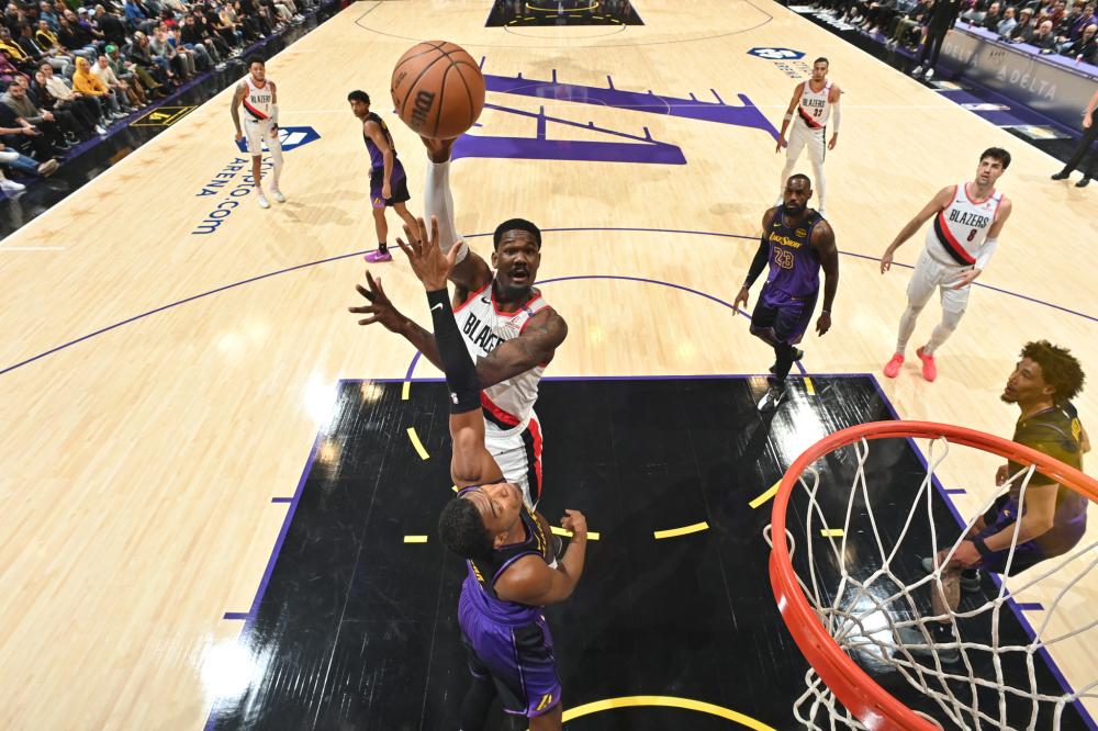 通过对两人 通过对两人